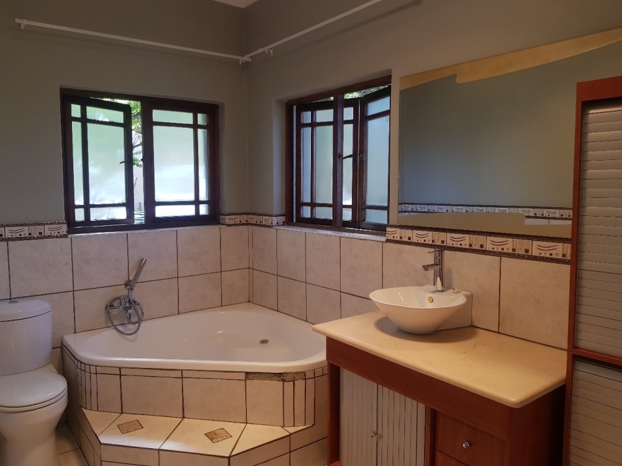 To Let 4 Bedroom Property for Rent in Cashan North West